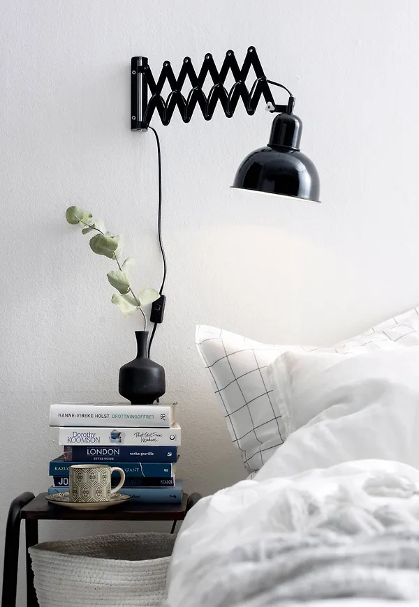 Jättesnygg vägglampa 2025 från Ellos.