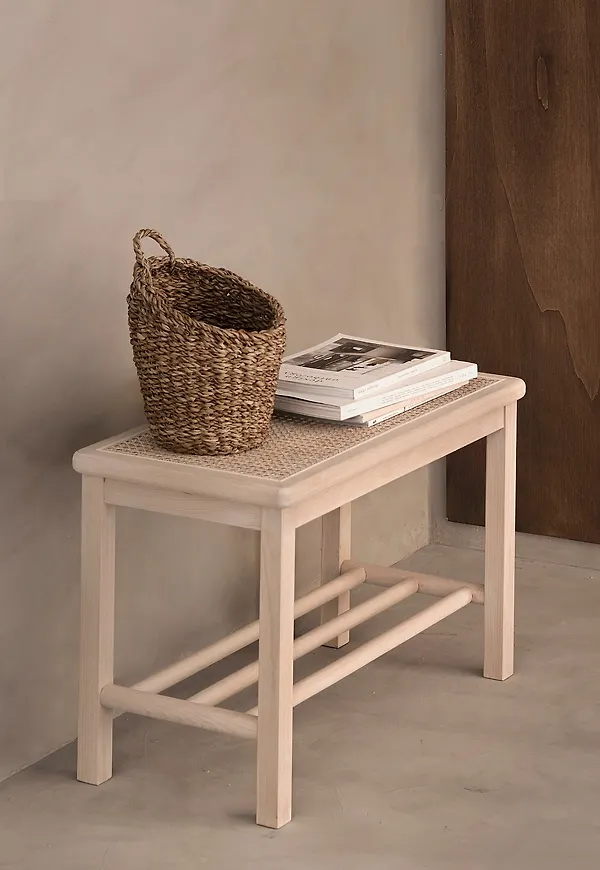 Ikonisk vit möbel 2025 från Ellos Home.