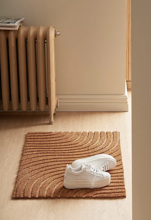 Riktigt snygg beige matta 2025 från Ellos Home.