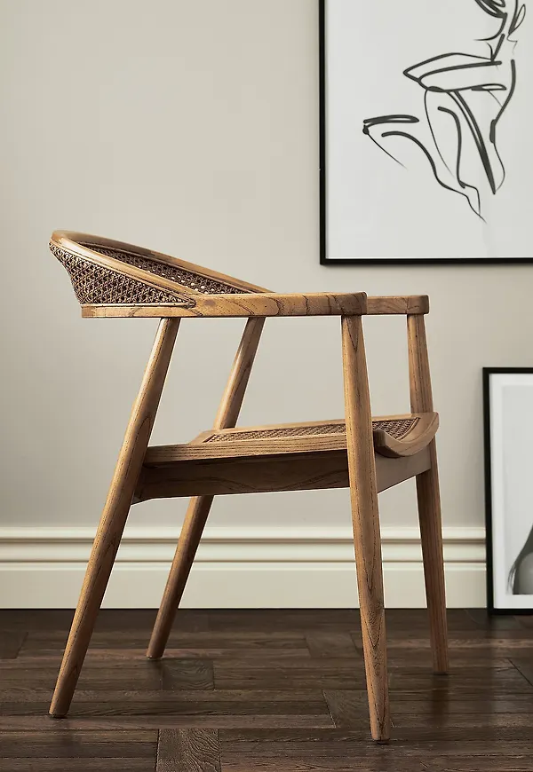 Modern brun stol 2025 från Ellos Home.