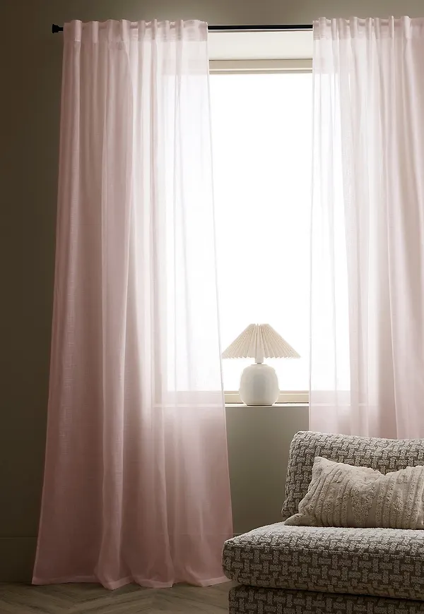 Komfortabel Gardin som passar bra vid många olika tillfällen.