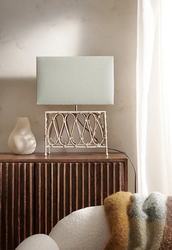 Superfin lampa i grönt från Ellos Home.