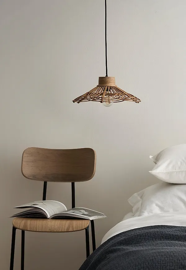 Cool Lampa som passar bra vid många olika tillfällen.