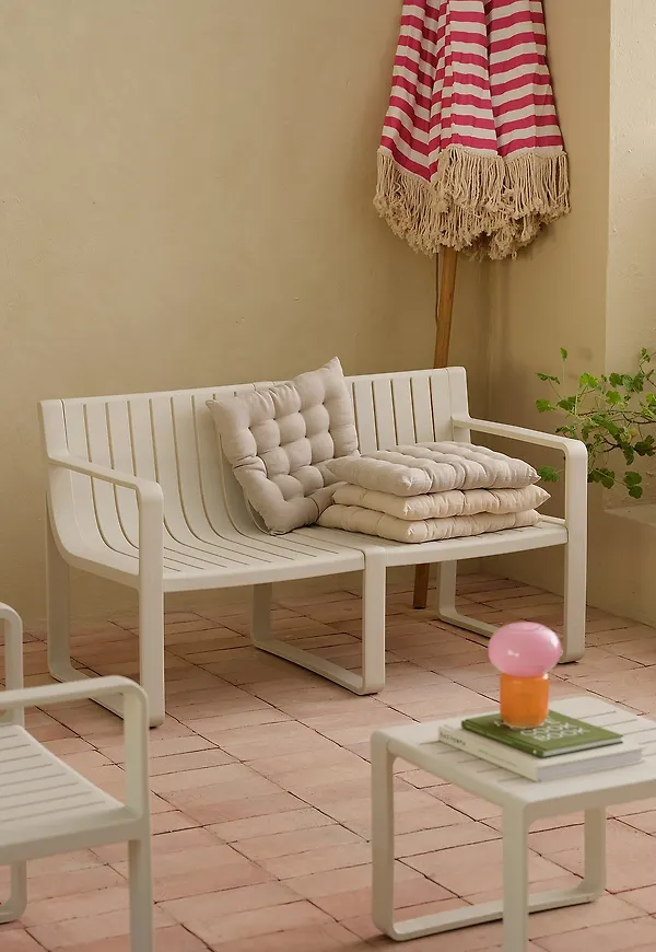 Riktigt fin trädgårdssoffa 2025 från Ellos Home.