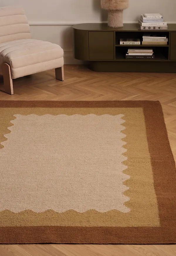 Härlig Matta som passar bra vid många olika tillfällen.