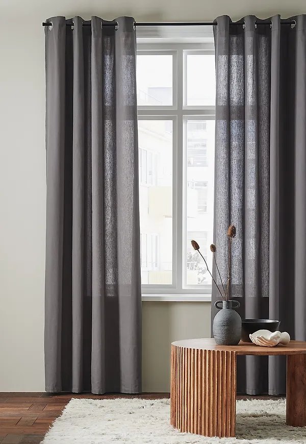 Stilren ellos home ellos gardin i grå färg gjord i bomull.