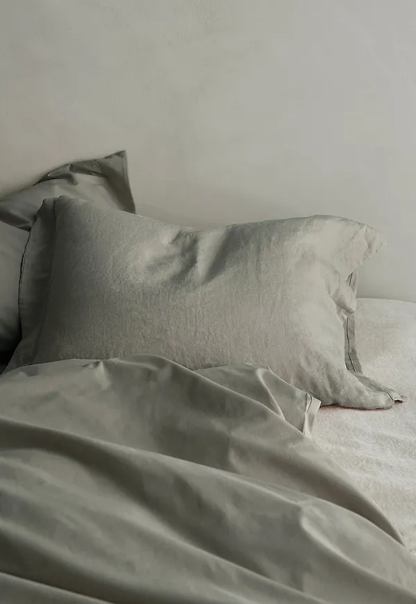 Otroligt snygg sovkudde i bomull från Ellos Home.