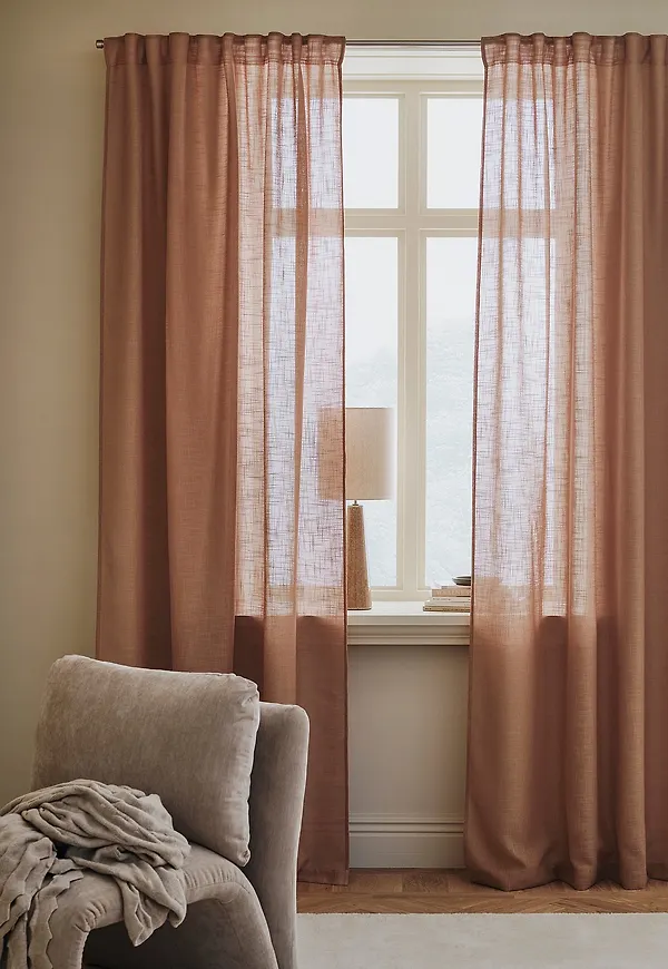 Komfortabel Gardin som passar bra vid många olika tillfällen.