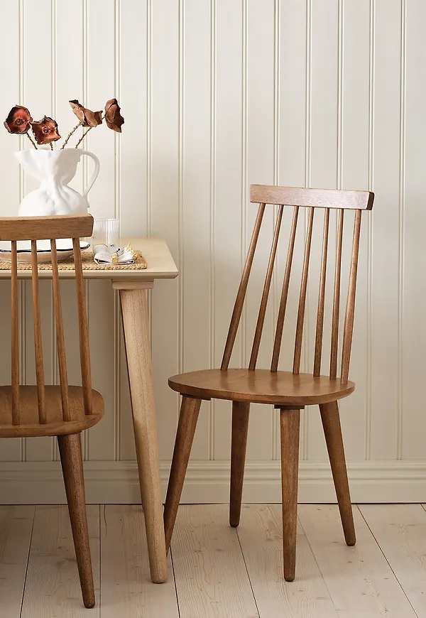 Pinnstol som passar perfekt till våren 2026!