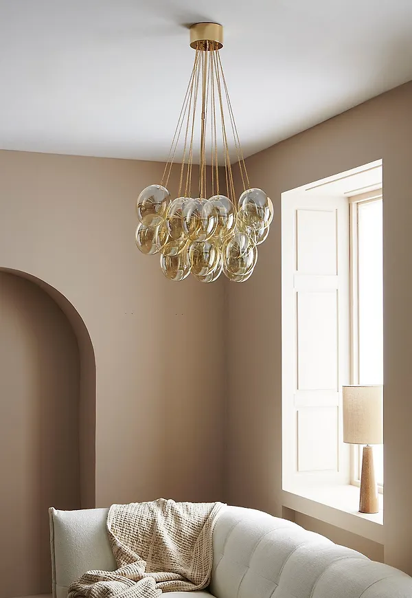 Superfin Lampa som passar bra vid många olika tillfällen.