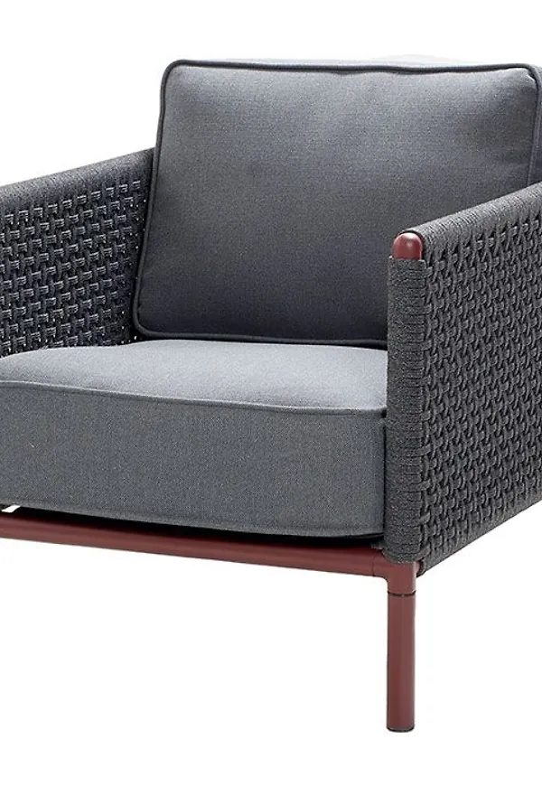 Supersnygg Fåtölj som passar bra vid många olika tillfällen.