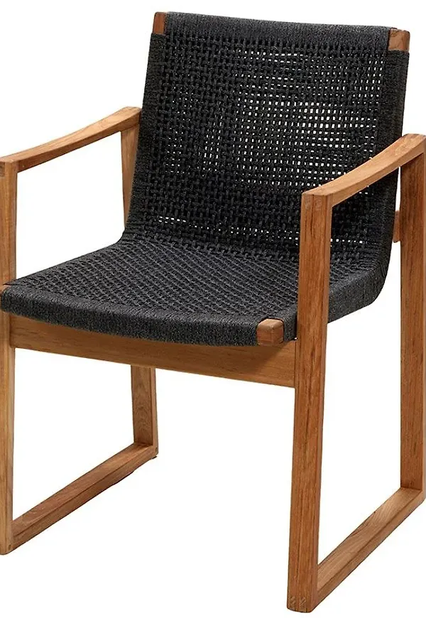 Fantastiskt fin teakstol 2025 från Cane-Line.