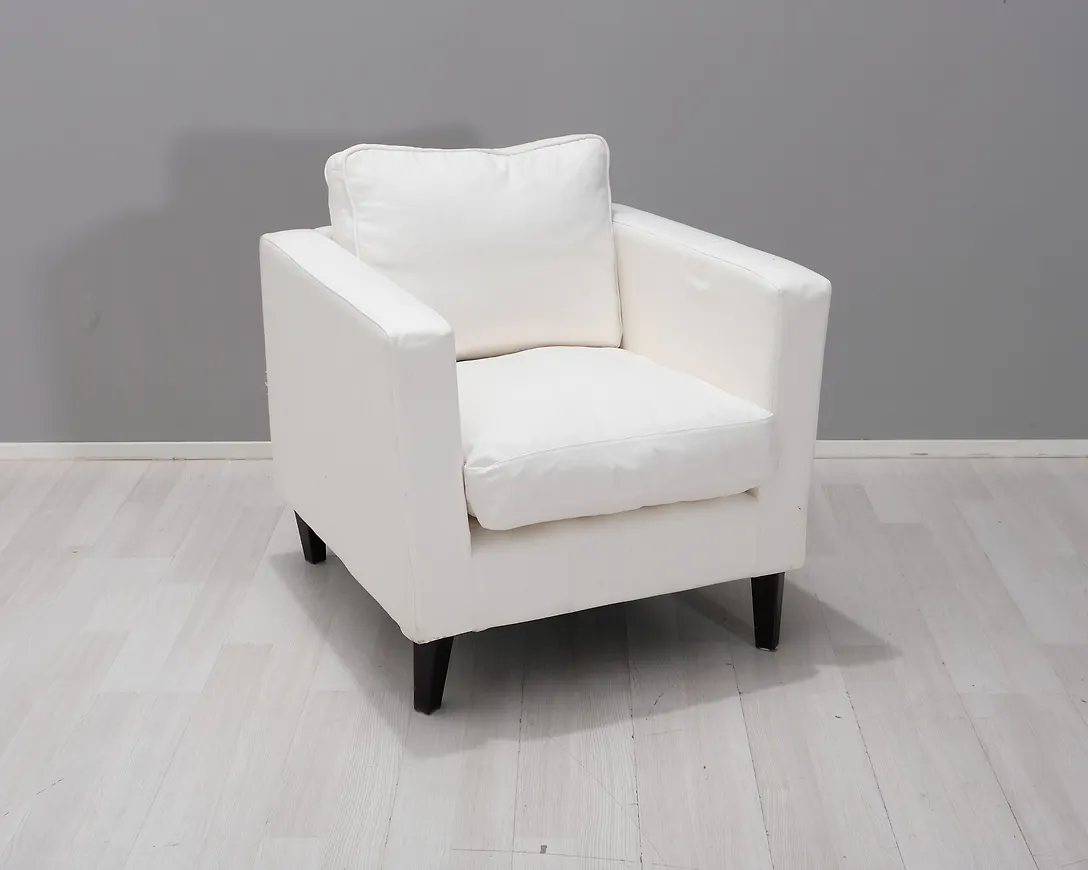 Fantastiskt fin vit fåtölj 2025 från No brand.