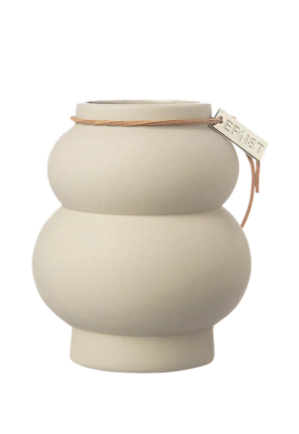 Otroligt snygg kruka i beiget från ERNST.