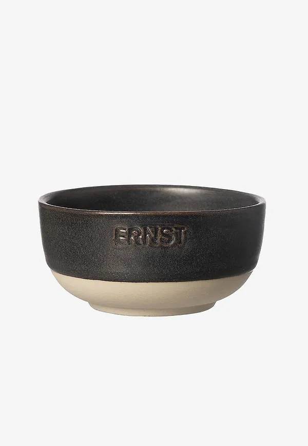 Svart ERNST-serveringsskål i elegant modell.