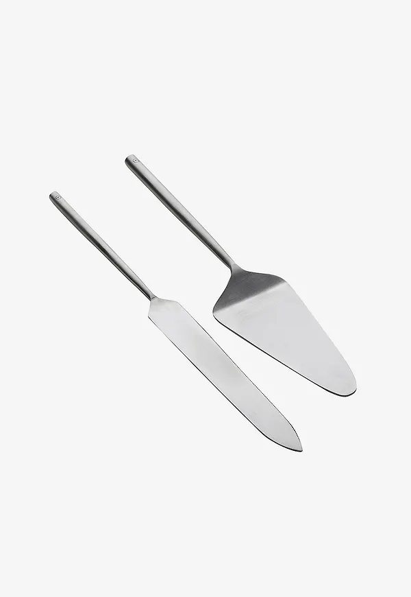 Elegant serveringsbestick i grått från ERNST.