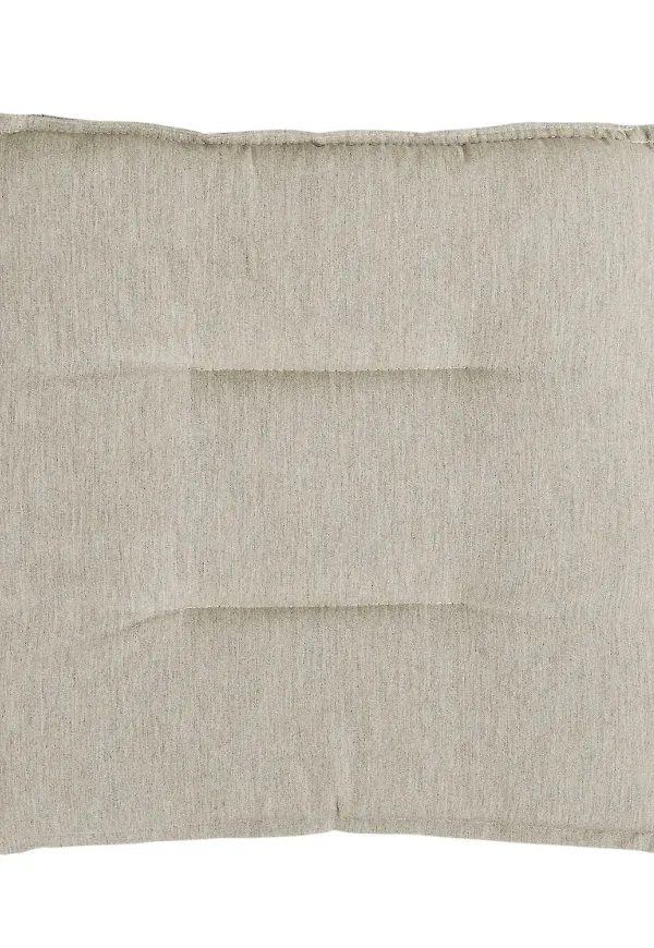 Modern Stol som passar bra vid många olika tillfällen.