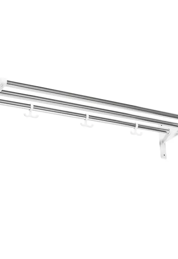 Supersnygg skohylla i silverfärgade från Essem Design.