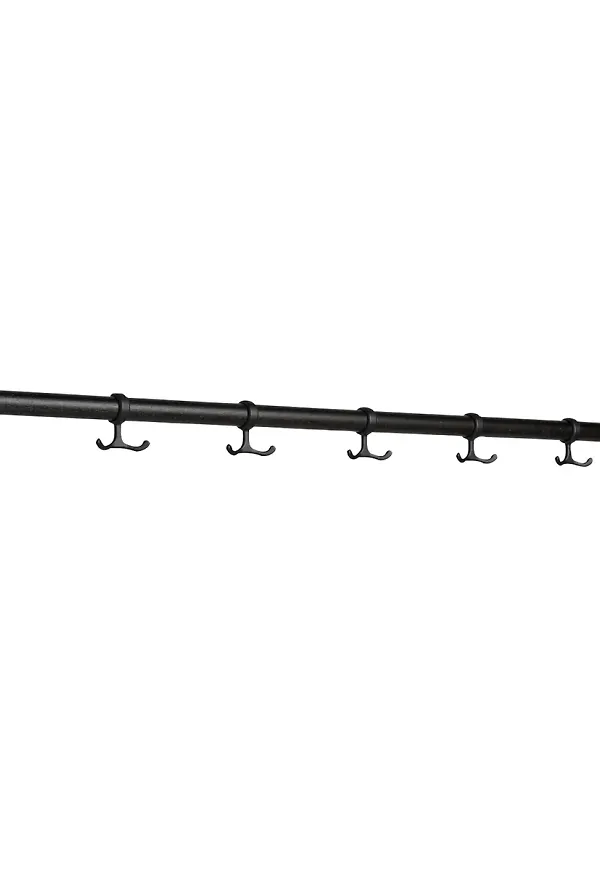 Snygg hängare i svart färg gjord i ek.