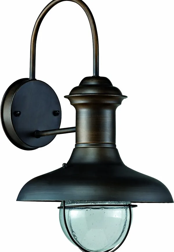 Mysig fasadlampa 2025 från Faro Barcelona.