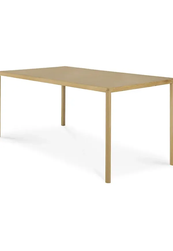 Otroligt snygg ekmatbord 2025 från Ethnicraft.