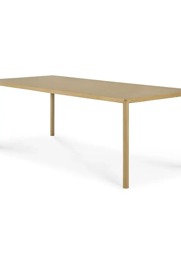 Otroligt fin bord som passar bra vid många olika tillfällen.