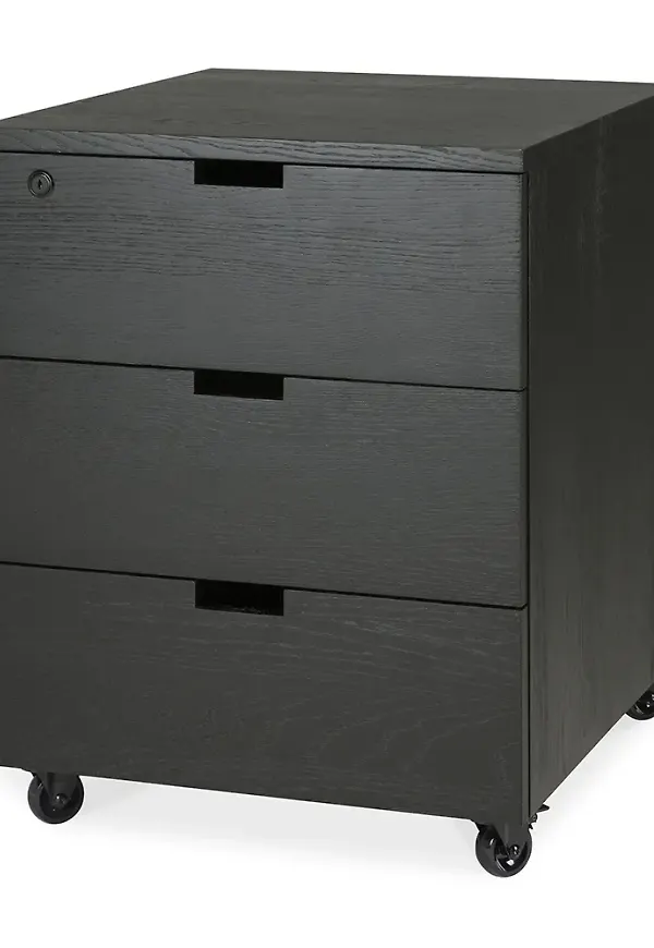 Elegant hurts i ek från Ethnicraft.