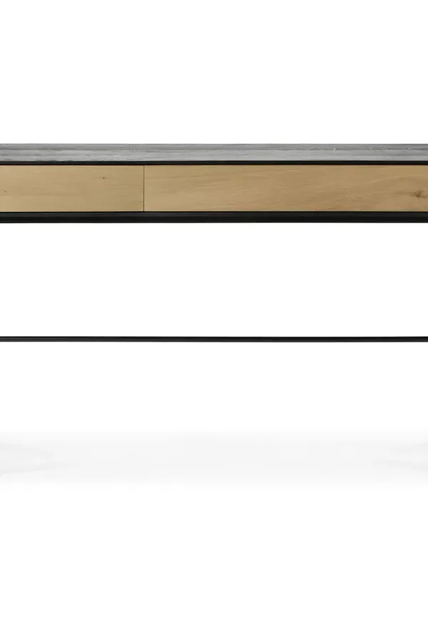 Riktigt snygg skrivbord i ek 2025 från Ethnicraft.