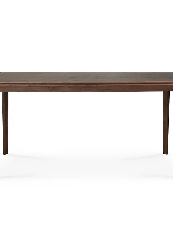 Stilren bord som passar bra vid många olika tillfällen.