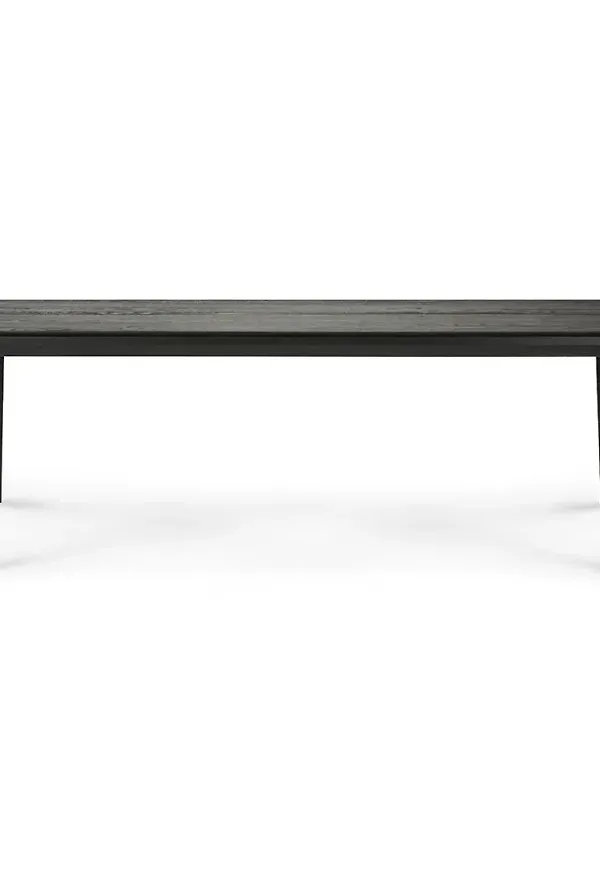 Otroligt snygg bord som passar bra vid många olika tillfällen.