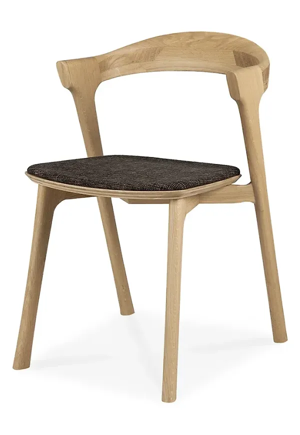 Riktigt trendig matstol 2025 från Ethnicraft.