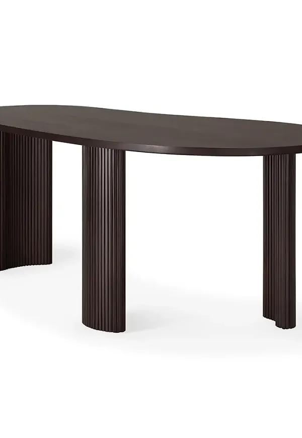 Vacker bord i mahogny från Ethnicraft.