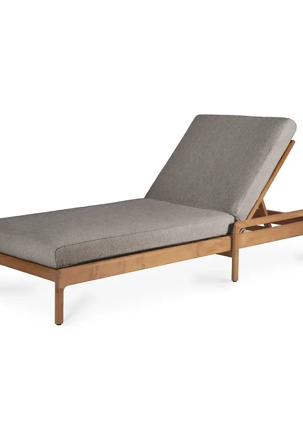 Jättefin solsäng 2025 från Ethnicraft.