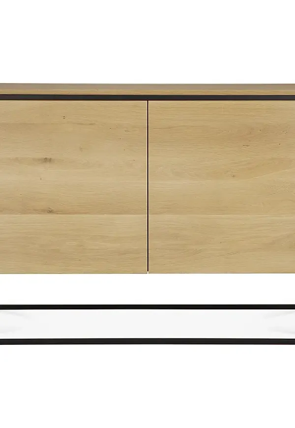 Trendig ekmöbel 2025 från Ethnicraft.