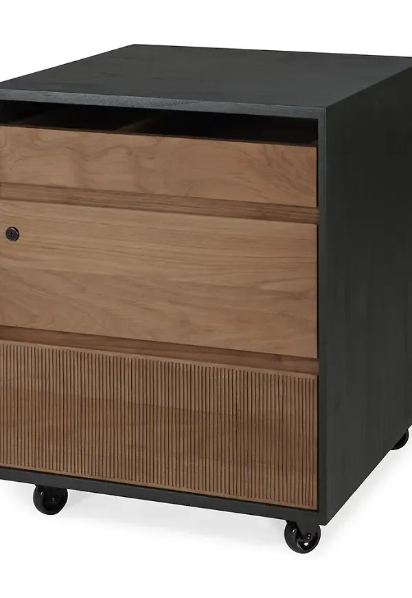 Vacker hurts i teak från Ethnicraft.