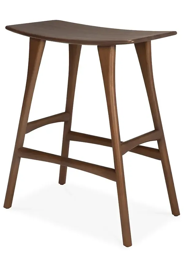 Skön teakstol 2025 från Ethnicraft.