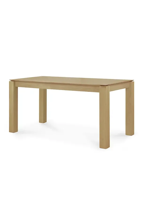 Ethnicraft bord i ek som passar perfekt till våren 2025!