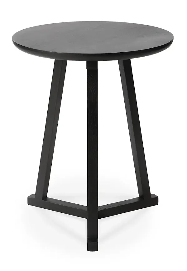 Trendig ekbord 2025 från Ethnicraft.