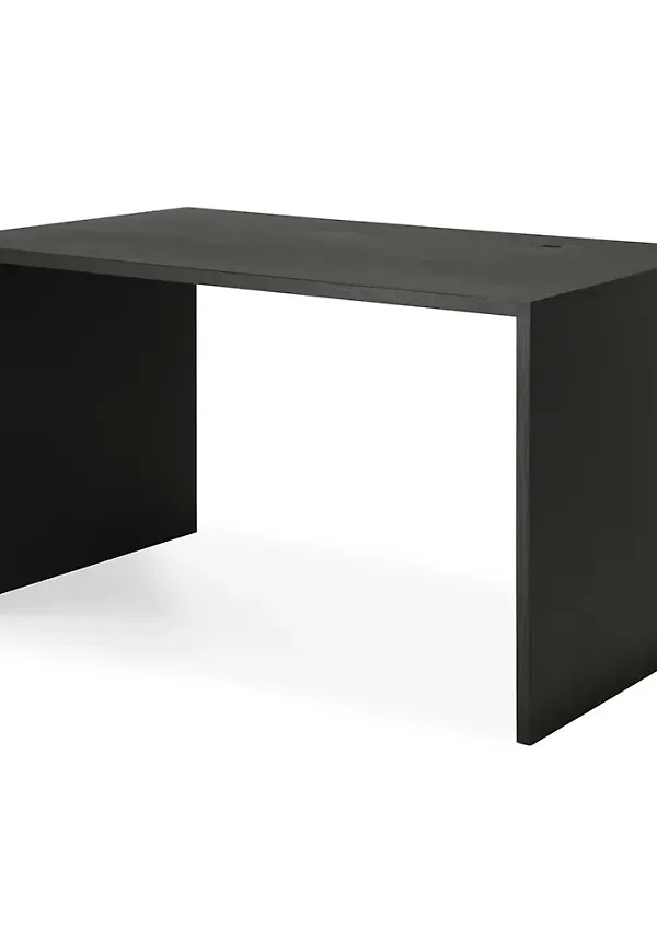 Otroligt snygg bord som passar bra vid många olika tillfällen.