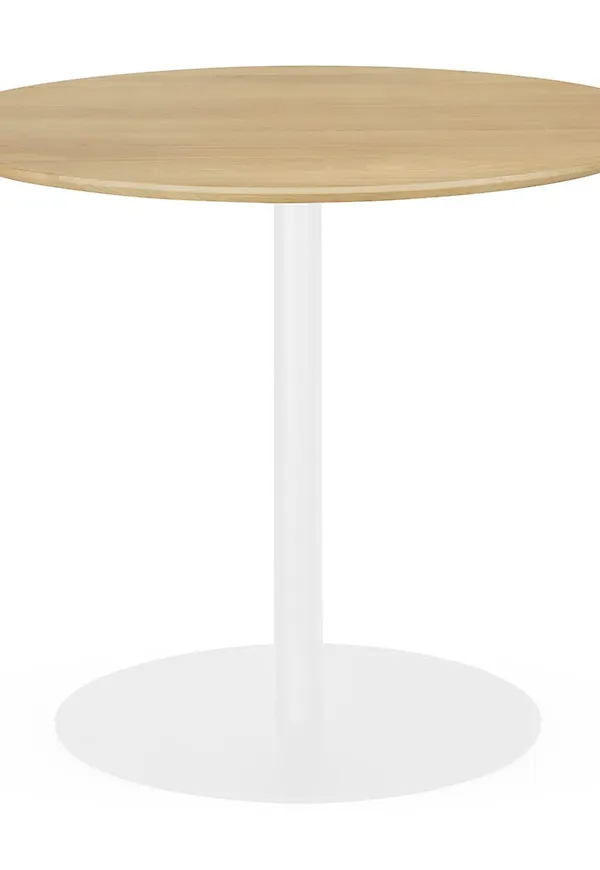 Otroligt snygg ekbord 2026 från Ethnicraft.