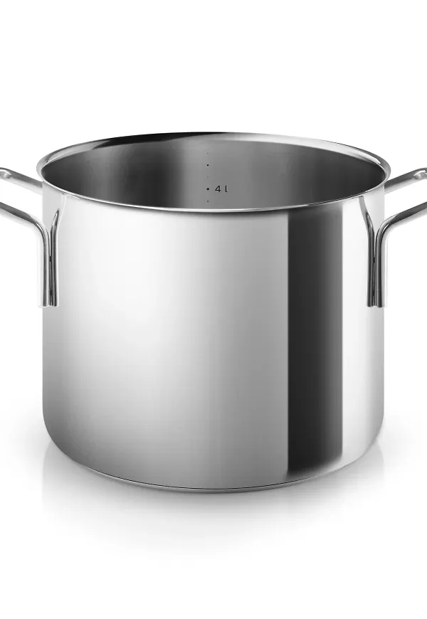 Klassisk gryta i silverfärgade från Eva Solo.