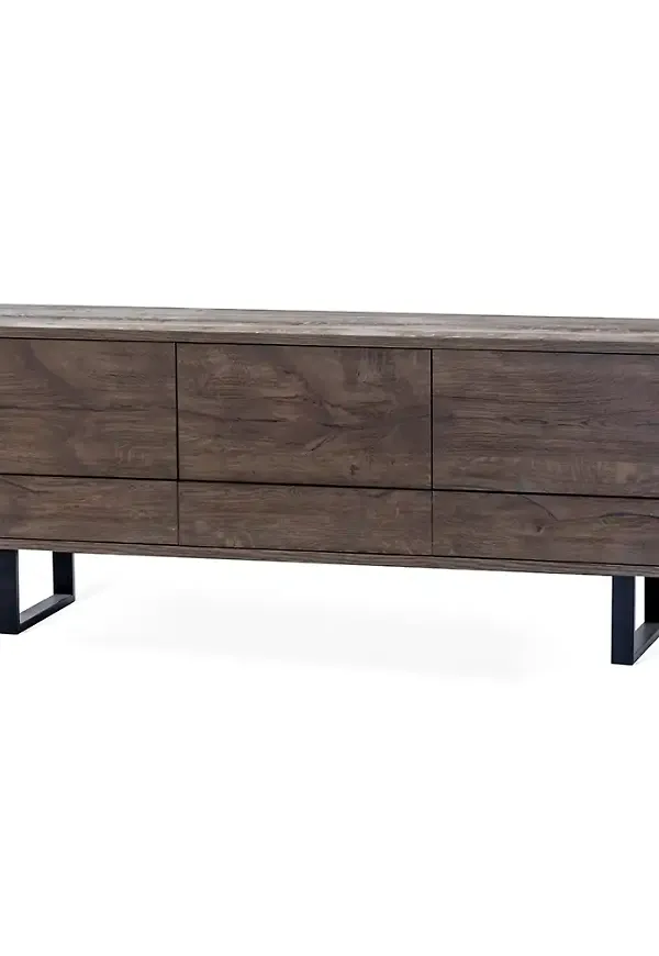 Torkelson förvaringsmöbel i ek som passar perfekt till sommaren 2025!