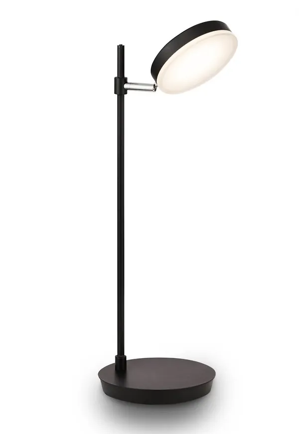 Modern Lampa som passar bra vid många olika tillfällen.