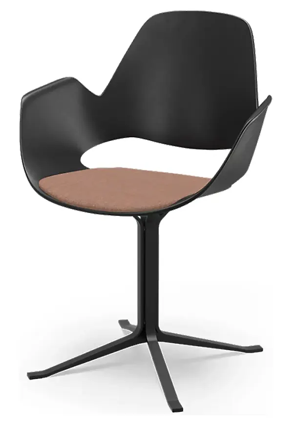 Stilren Stol som passar bra vid många olika tillfällen.