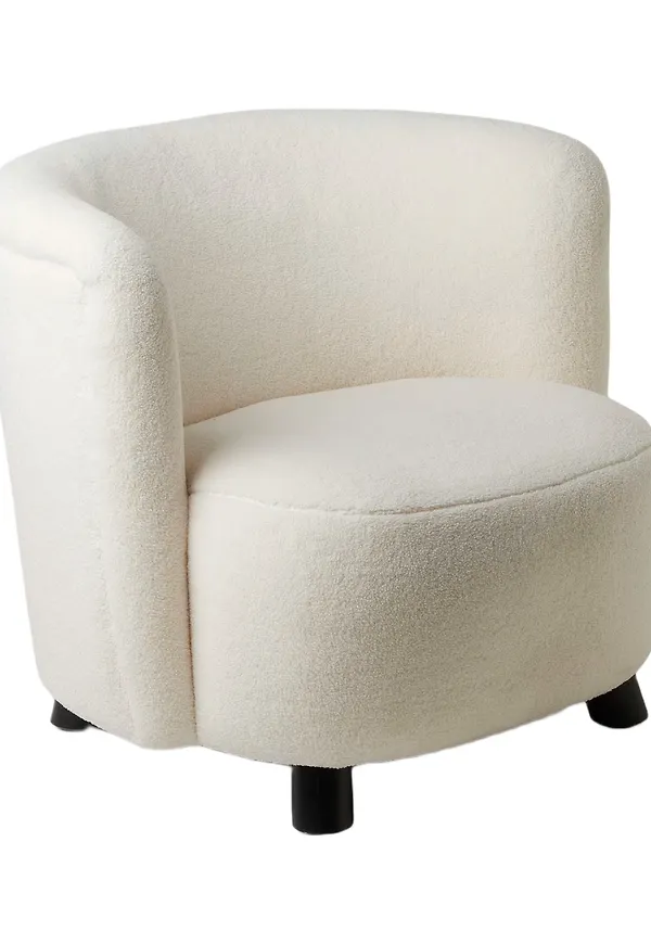 Modern möbel 2026 från ÅHLÉNS HOME.