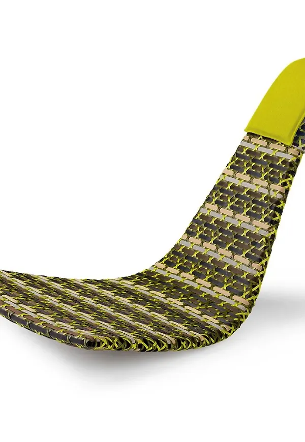 Flerfärgad Dedon-utemöbel i ikonisk modell.