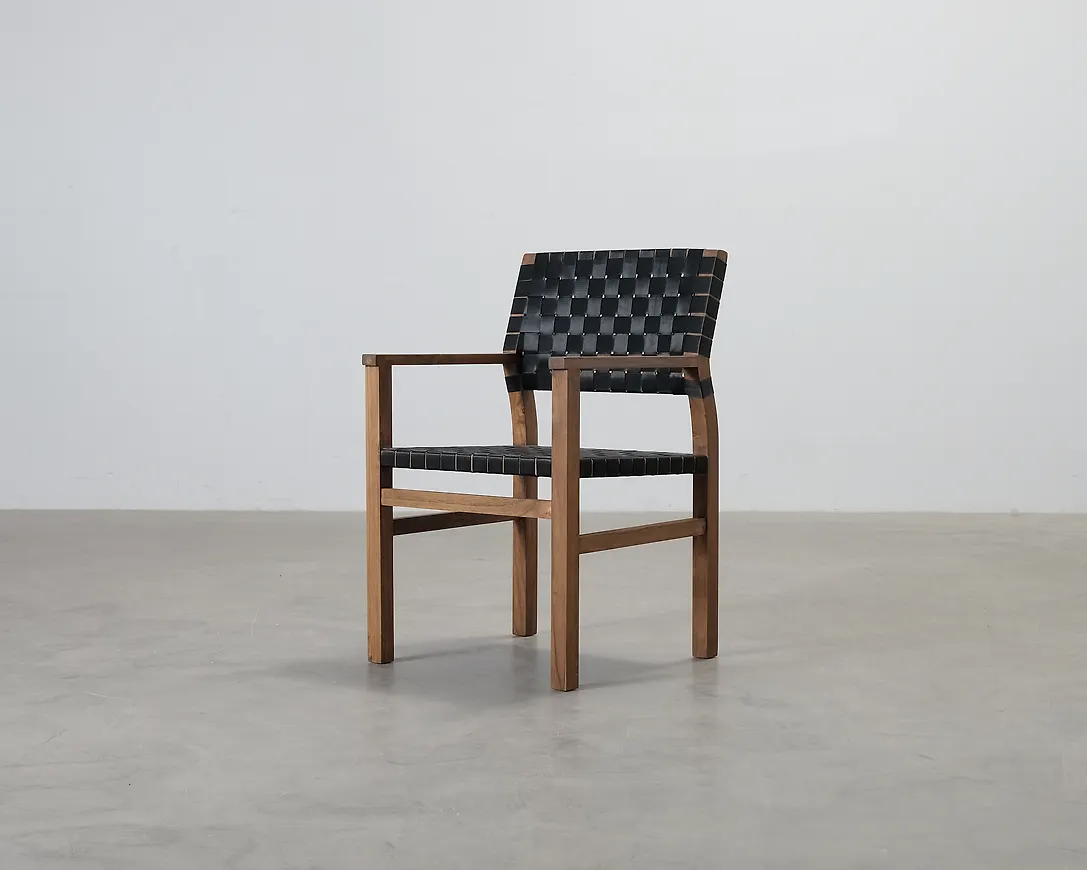 Skön utestol 2026 från FeelDesign.