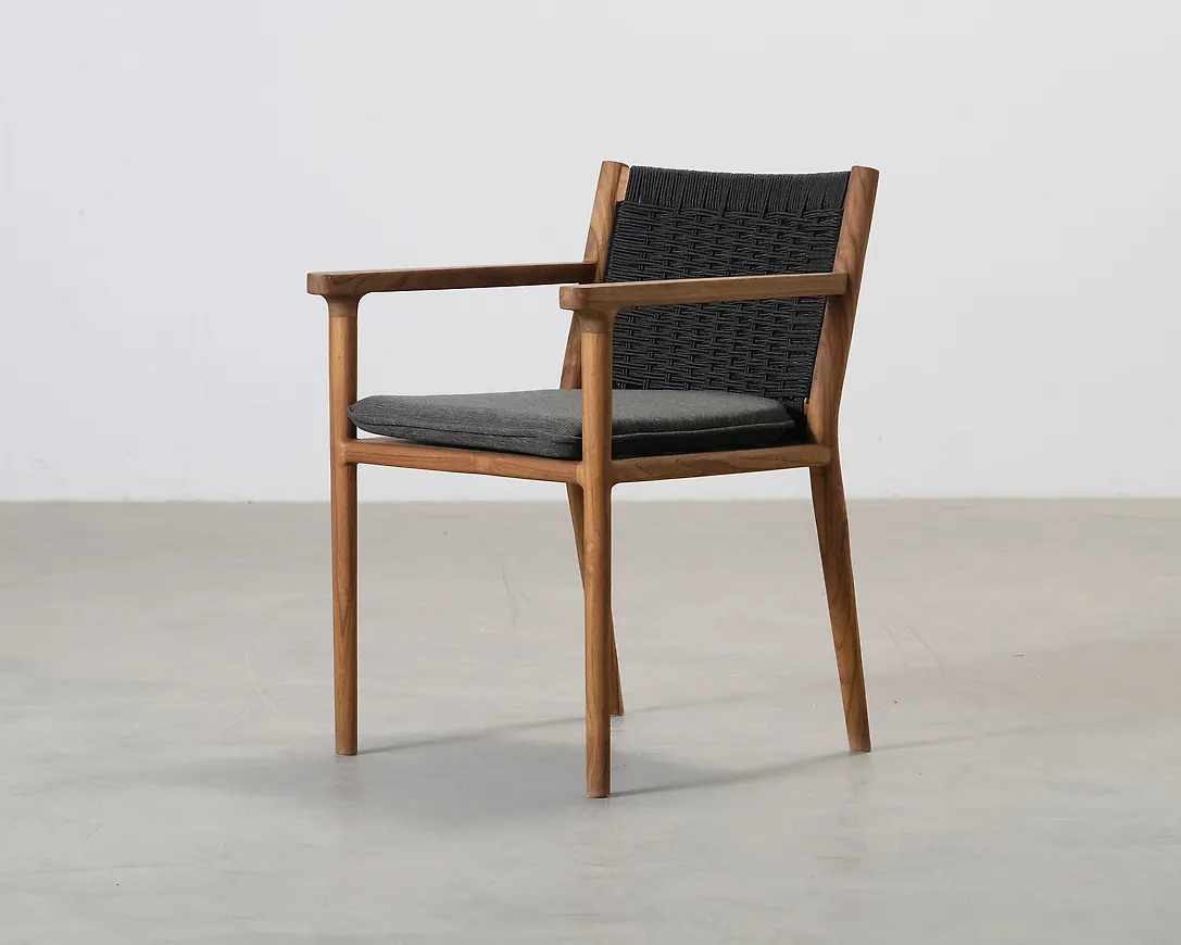 Superfin trädgårdsstol 2026 från FeelDesign.