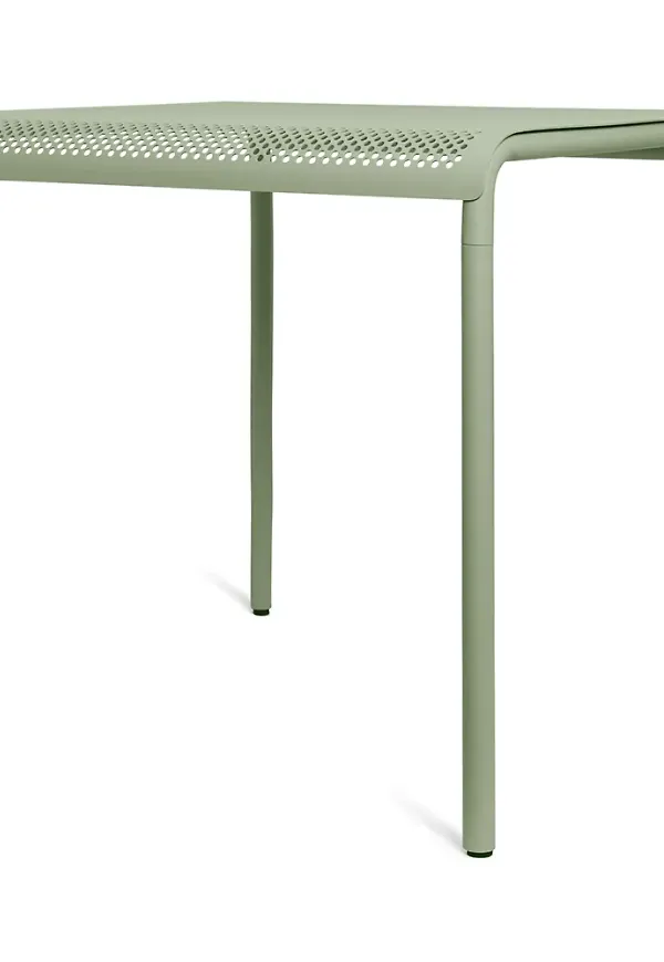 FERM LIVING bord som passar perfekt till sommaren 2025!