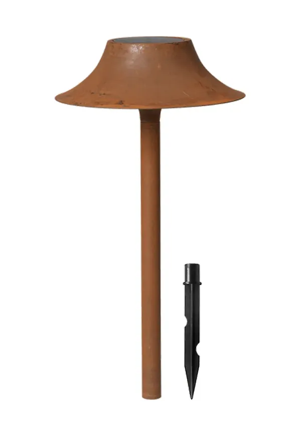 Fin brun lampa 2026 från FERM LIVING.